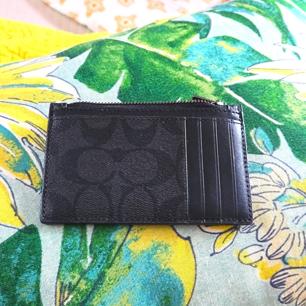 Coach Wallet - Picture 1 of 3